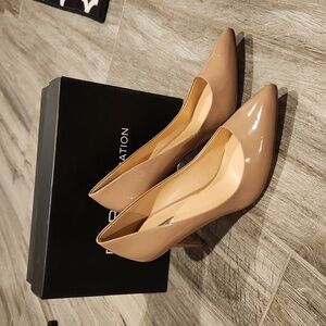 Bcbg nude pointed toe heels